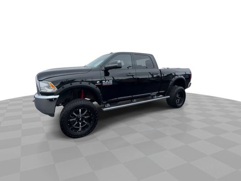 Used 2014 RAM 2500 Tradesman w/ Chrome Appearance Group AWD/4WD image 4