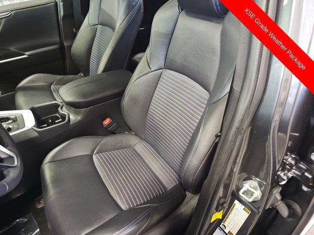Used 2022 Toyota RAV4 XSE w/ XSE Grade Weather Package AWD/4WD image 16