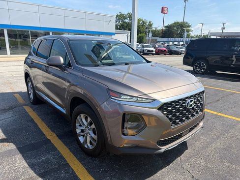Used 2019 Hyundai Santa Fe SEL AWD/4WD image 2