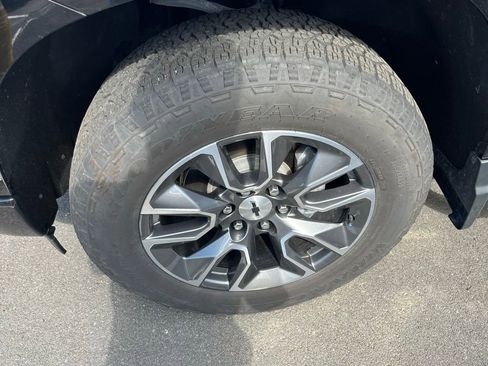 Used 2023 Chevrolet Silverado 1500 RST image 4