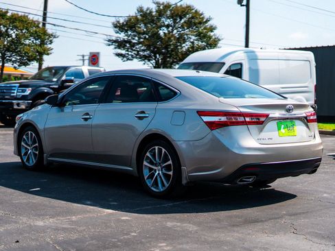 Used 2015 Toyota Avalon XLE Touring FWD image 5