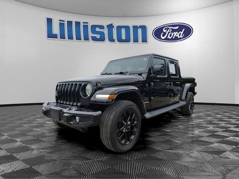 Used 2021 Jeep Gladiator Overland image 3