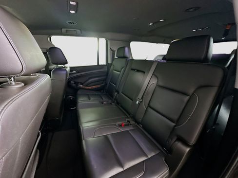 Used 2019 Chevrolet Suburban Premier w/ RST 6.2L Performance Edition AWD/4WD image 27
