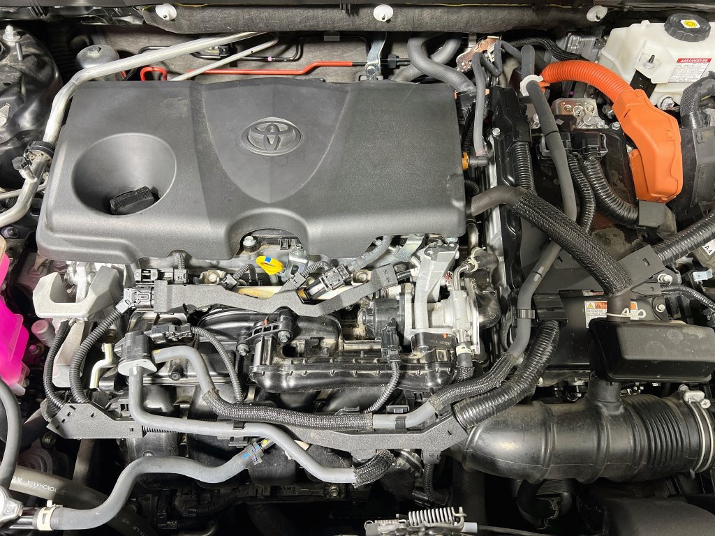 Certified 2021 Toyota RAV4 XLE Premium AWD/4WD image 25