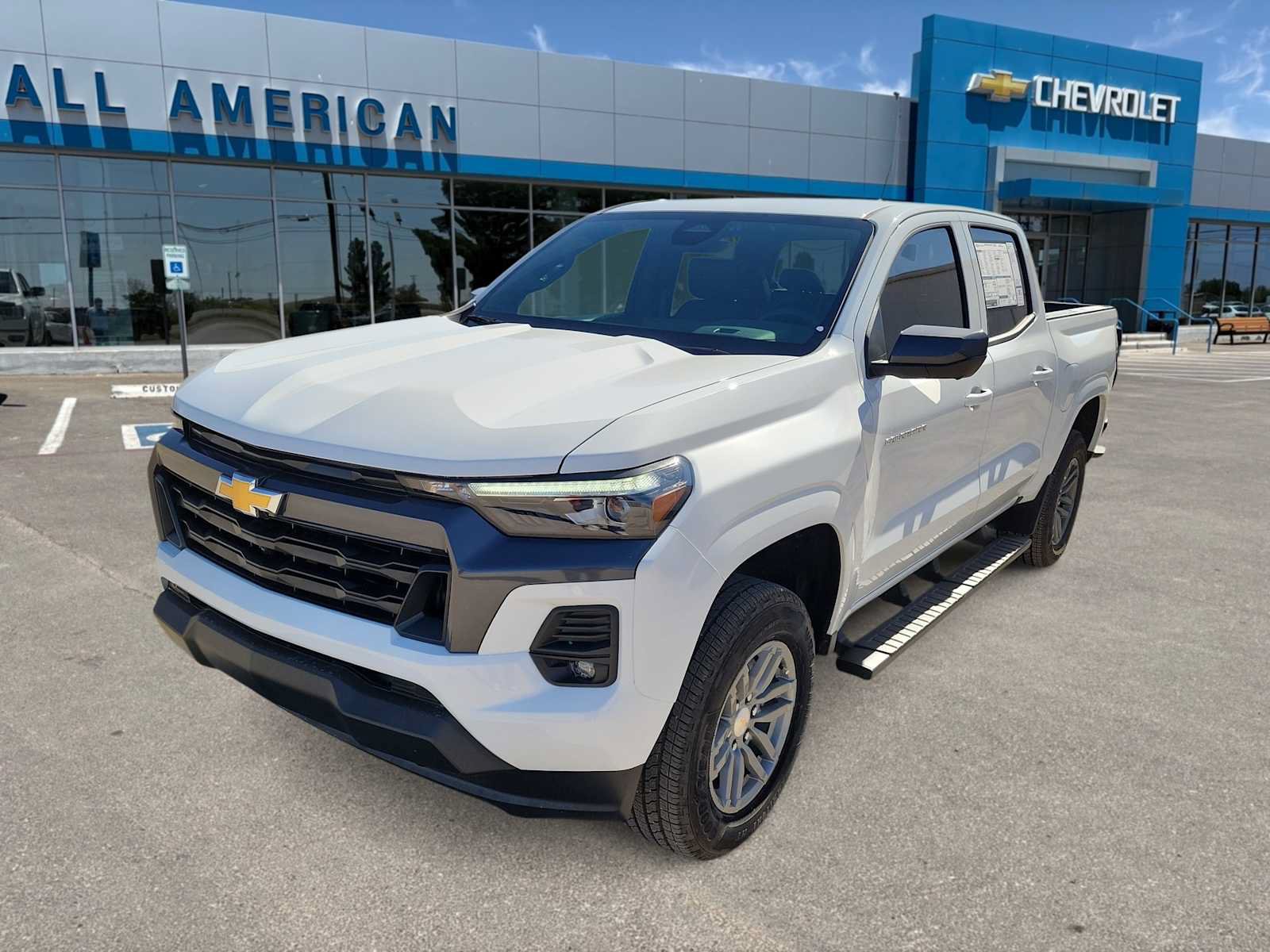 New 2026 Chevrolet Colorado LT w/ LT Convenience Package AWD/4WD image 1
