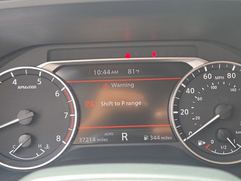 Used 2025 Nissan Rogue SV AWD/4WD image 11