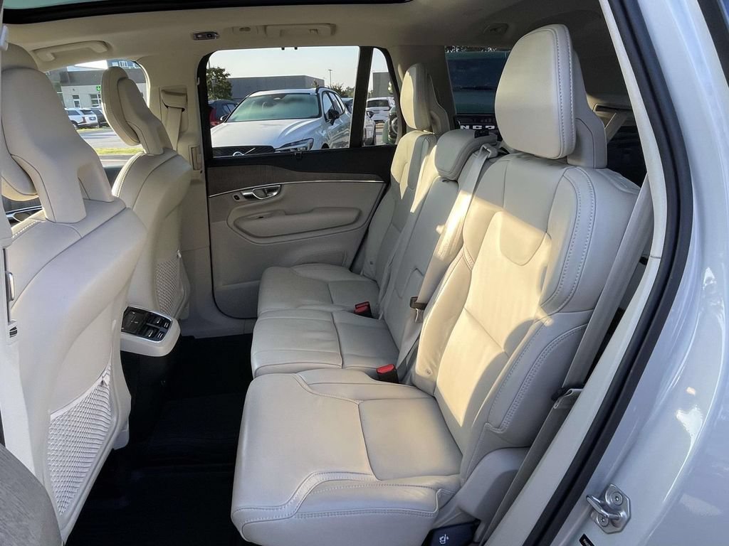 Used 2021 Volvo XC90 T6 Inscription w/ Advanced Package AWD/4WD image 3