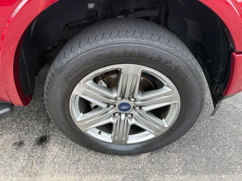 Used 2018 Ford F150 XLT w/ Equipment Group 302A Luxury AWD/4WD image 31