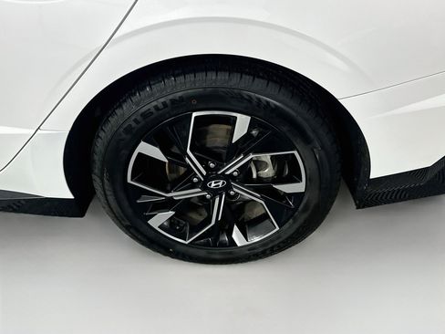 Used 2025 Hyundai Sonata SEL FWD image 11