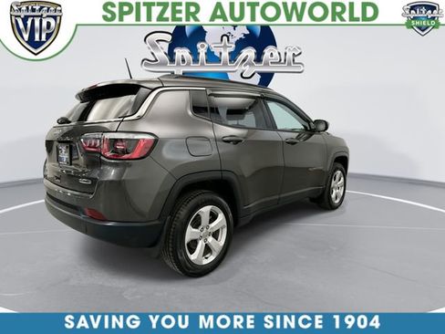 Used 2018 Jeep Compass Latitude w/ Cold Weather Group AWD/4WD image 10