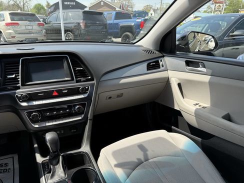 Used 2018 Hyundai Sonata SE image 12