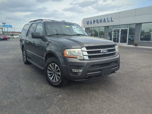 Used 2016 Ford Expedition XLT AWD/4WD image 2