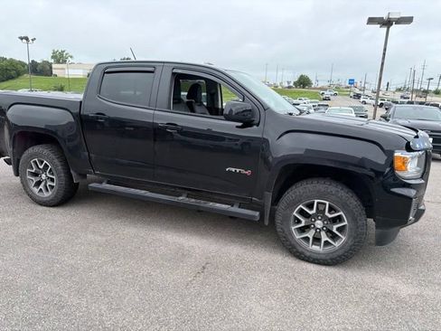 Used 2022 GMC Canyon AT4 w/ Trailering Package AWD/4WD image 12