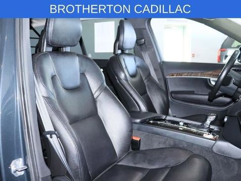 Used 2017 Volvo XC90 T6 Momentum w/ Vision Package AWD/4WD image 23