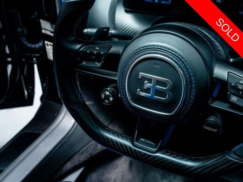 Used 2023 Bugatti Chiron Super Sport AWD/4WD image 14