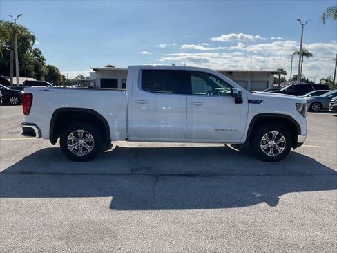 Used 2023 GMC Sierra 1500 SLE AWD/4WD image 6