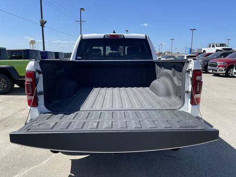 Used 2021 RAM 1500 Limited w/ Body Color Bumper Group AWD/4WD image 14