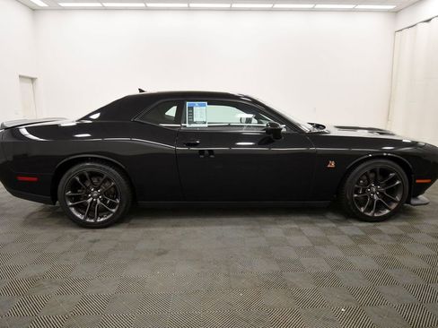 Used 2020 Dodge Challenger R/T Scat Pack RWD image 9
