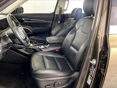 Used 2025 Kia Telluride S AWD/4WD image 31