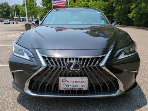 Used 2022 Lexus ES 350 w/ Premium Package image 9