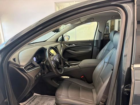 Used 2020 Buick Enclave Premium w/ Surround and Sites Package AWD/4WD image 13