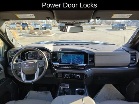 Used 2024 GMC Sierra 1500 SLT w/ SLT Premium Plus Package image 30