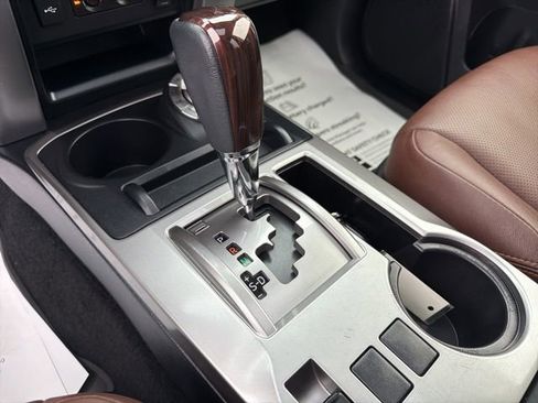 Used 2023 Toyota 4Runner Limited image 20