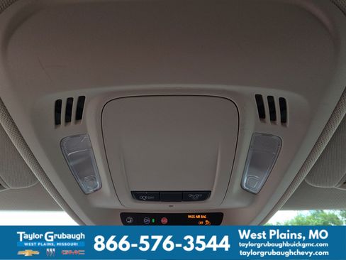 Used 2022 Buick Envision Preferred FWD image 24