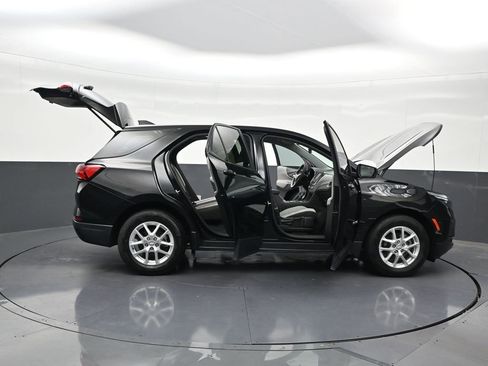 Used 2023 Chevrolet Equinox LS FWD image 34