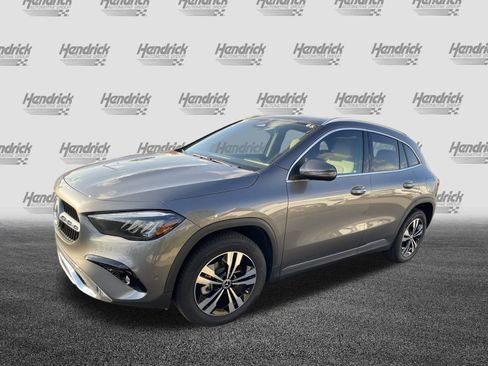 Certified 2025 Mercedes-Benz GLA 250 image 5