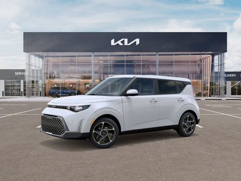 New 2025 Kia Soul EX image 3