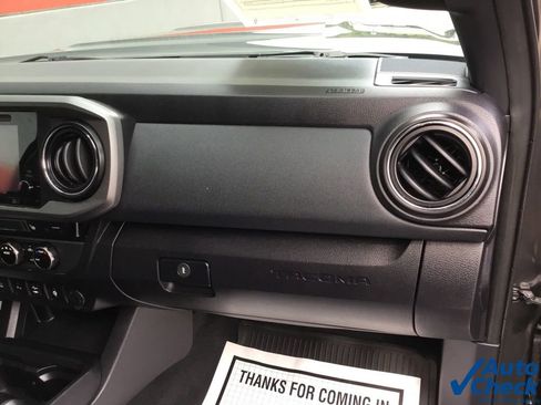 Used 2016 Toyota Tacoma TRD Sport w/ Premium & Technology Package image 47