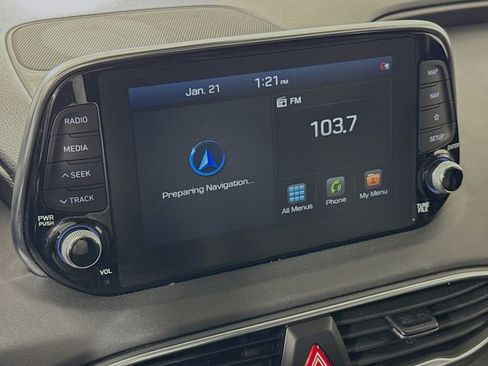 Used 2020 Hyundai Santa Fe Limited image 17