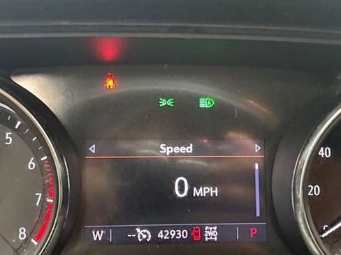 Used 2020 Buick Encore GX Select image 22