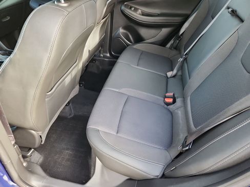 Used 2023 Buick Encore GX Select image 11