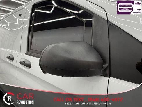 Used 2023 Mercedes-Benz Metris image 27