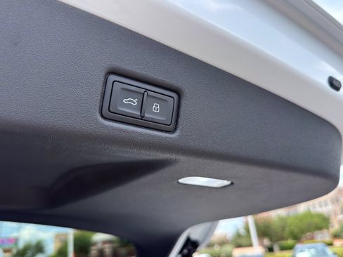 New 2026 Audi SQ5 Prestige AWD/4WD image 10