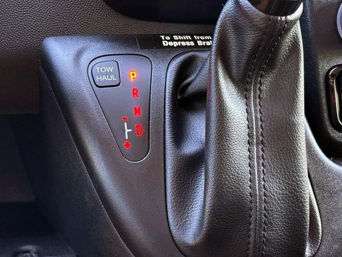 Used 2025 RAM ProMaster 2500 w/ U-Haul Equipment Group FWD image 22