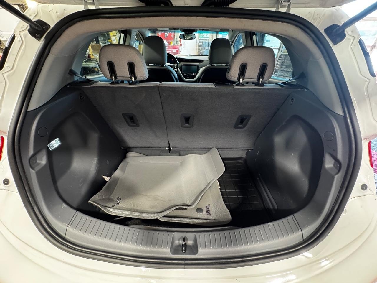 Used 2021 Chevrolet Bolt LT FWD image 11