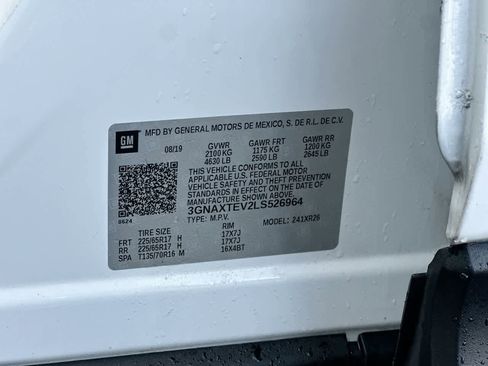 Used 2020 Chevrolet Equinox LT w/ Driver Convenience Package image 36