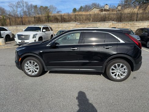 Certified 2023 Cadillac XT4 Luxury image 8