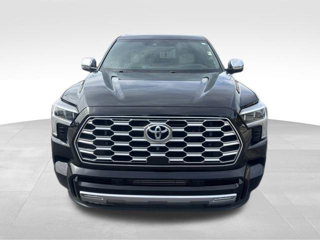 Used 2023 Toyota Sequoia Capstone AWD/4WD image 8