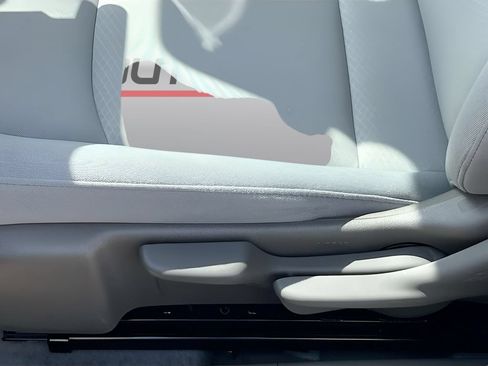 Used 2024 Chevrolet Malibu LS FWD image 20