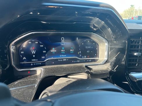 Used 2024 Chevrolet Silverado 1500 LTZ w/ LTZ Convenience Package II image 9