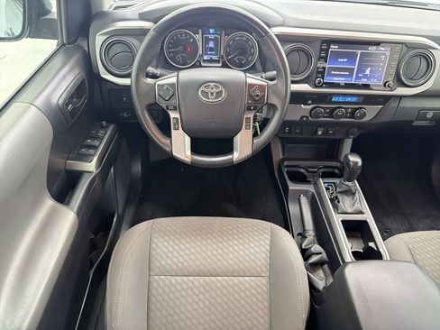 Used 2022 Toyota Tacoma SR5 w/ Technology Package RWD image 24