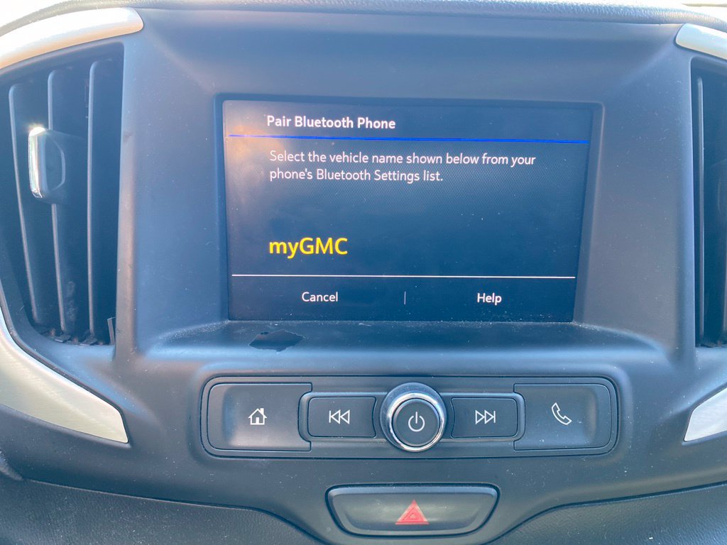 Used 2020 GMC Terrain SLE FWD image 13