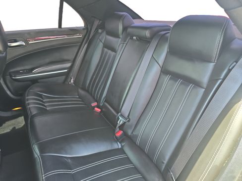 Used 2022 Chrysler 300 S RWD image 16