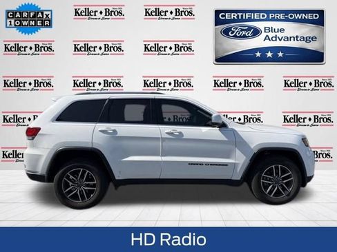Used 2020 Jeep Grand Cherokee Laredo AWD/4WD image 8