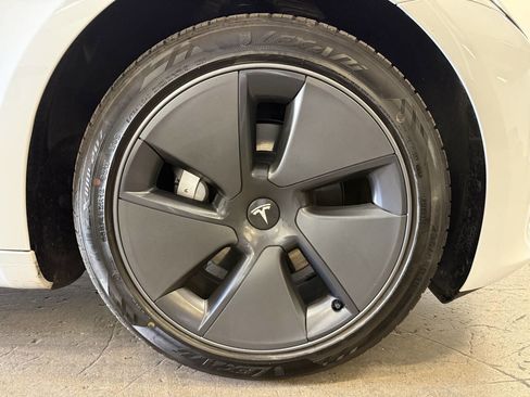 Used 2023 Tesla Model 3 Standard Range RWD image 18