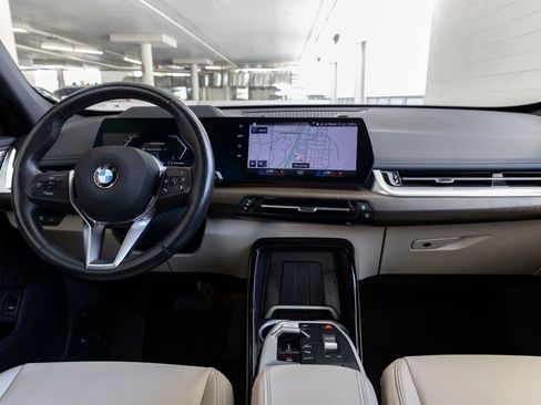 Used 2023 BMW X1 xDrive28i w/ Premium Package AWD/4WD image 10